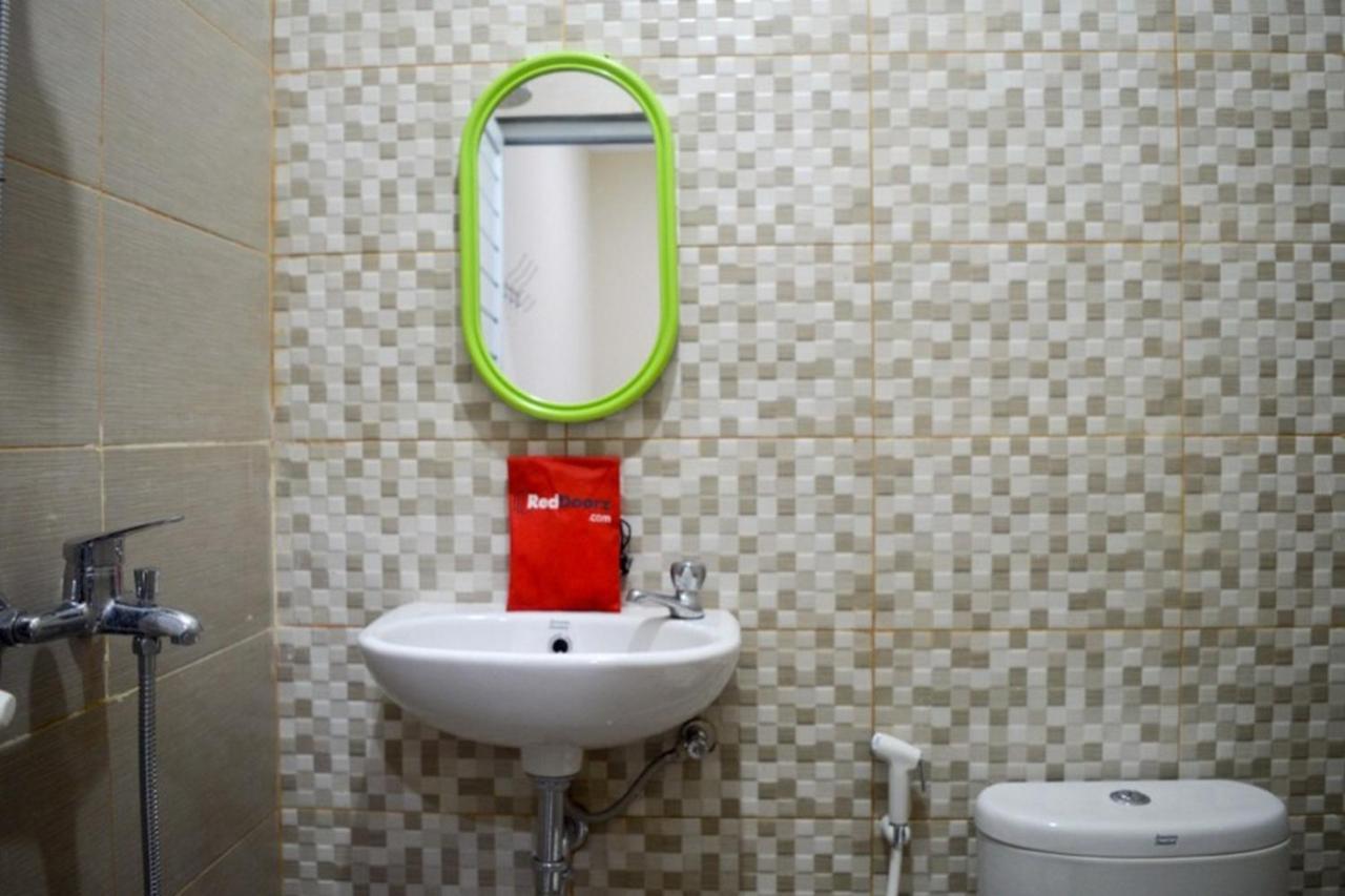 Reddoorz Near Sam Poo Kong 2 Hotel Семаранг Екстериор снимка